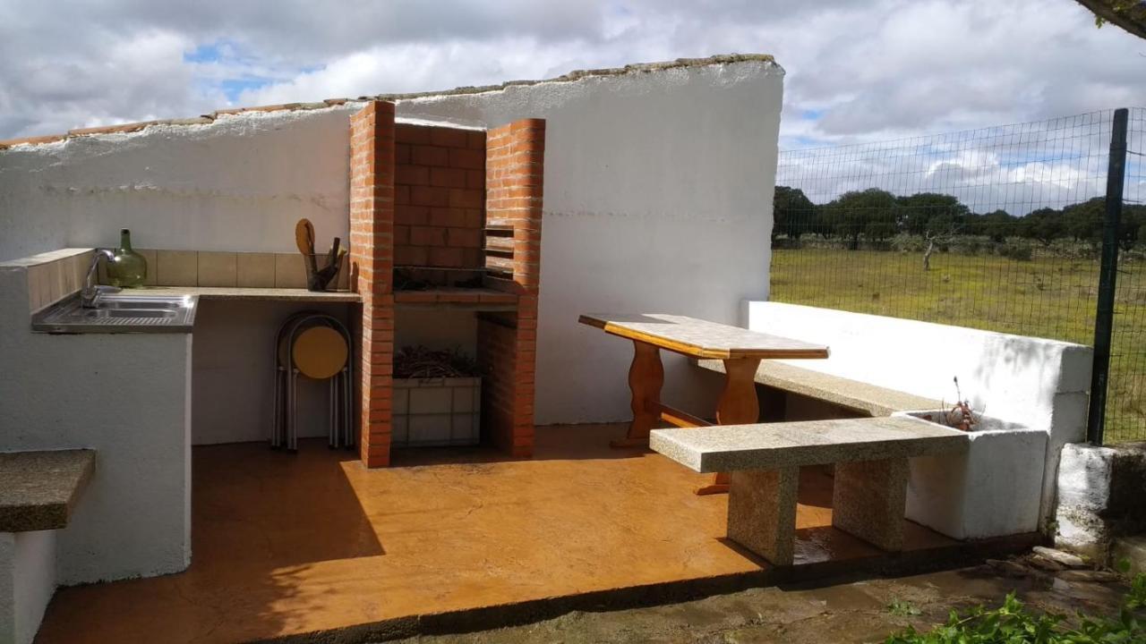 El Condado Casa Rural Fuentes de Onoro Luaran gambar